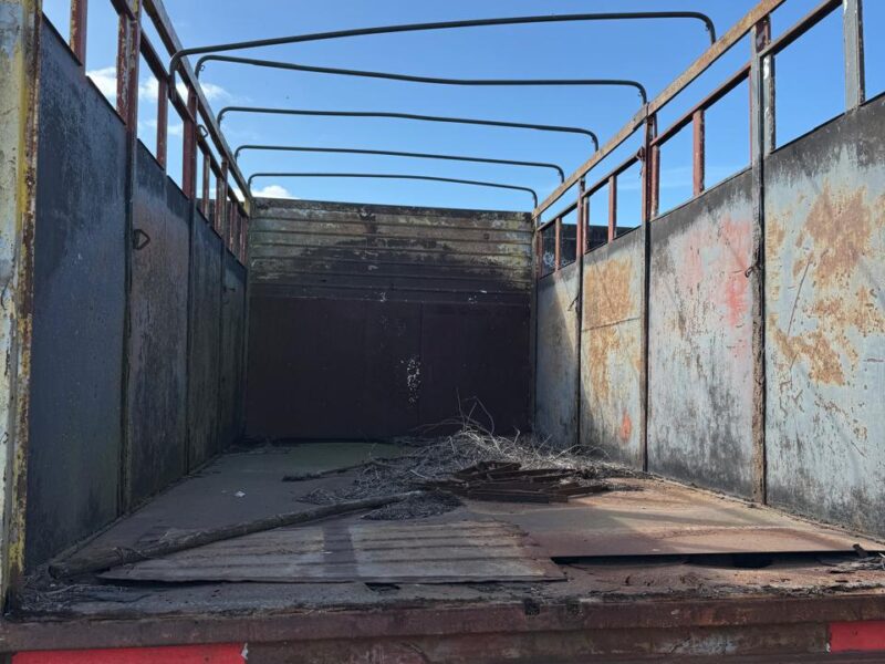Carroceria Metálica Todo Puerta